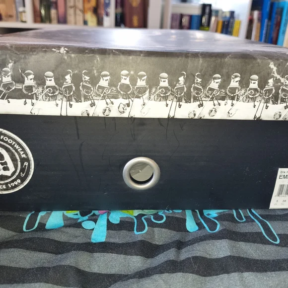 Demonia Black Heart Buckle Boots Iridescent Black ( Emily Size 8 Women's) - Picture 10 of 10